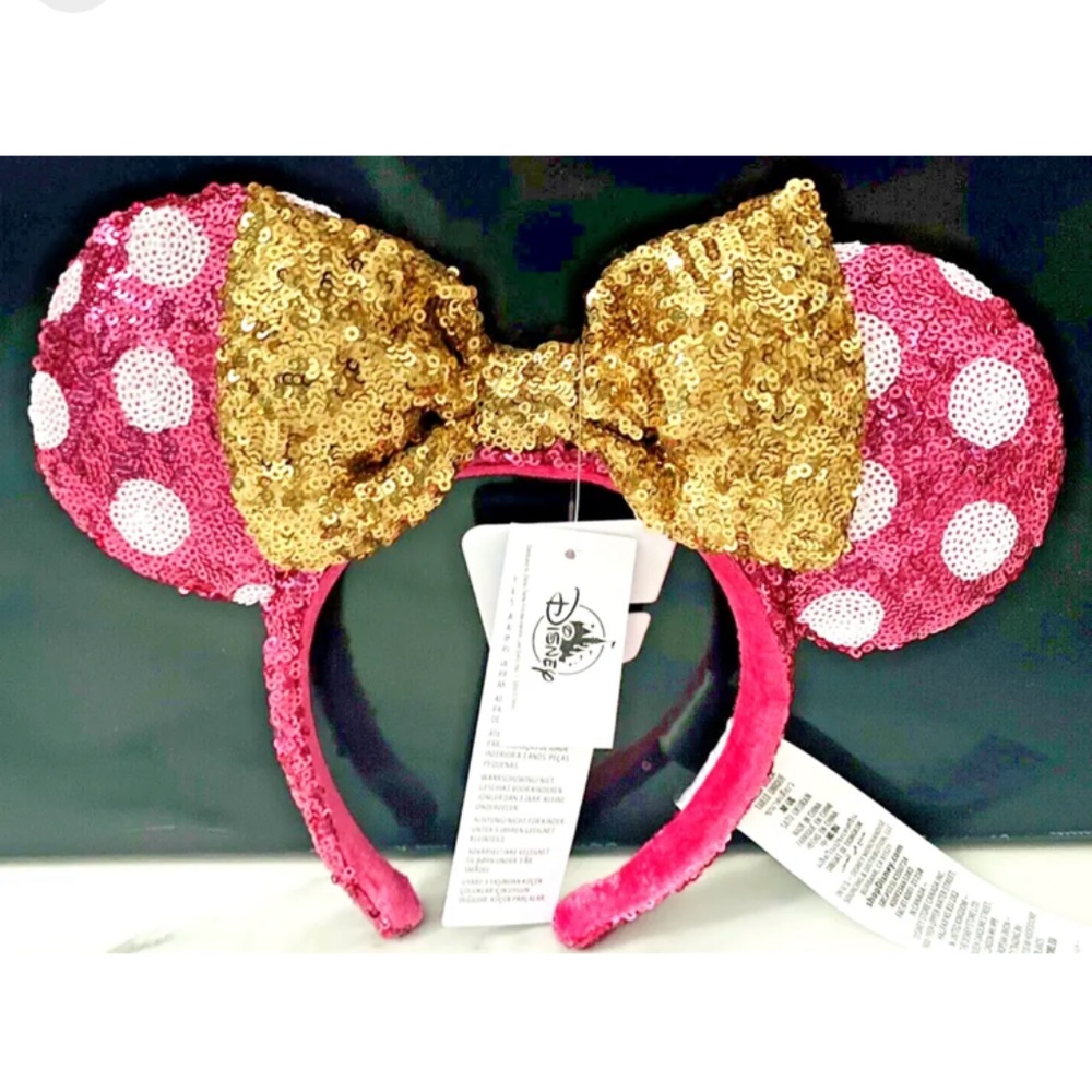 NWT Valentine’s Day Pink White Gold Bow Sequin Minnie Bow Ears Disney Parks